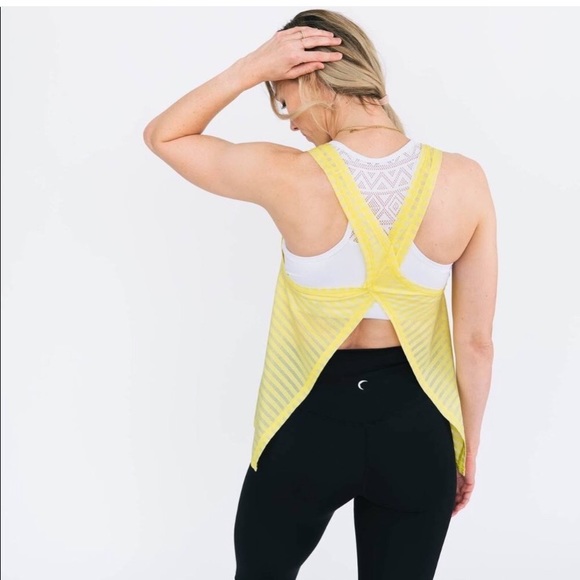 ZYIA Tops - Zyia Active Open Back Cross Back Tank Top